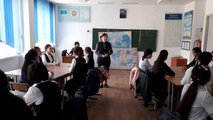 Ы.Сүлейменов атындағы №37 орта мектебі.